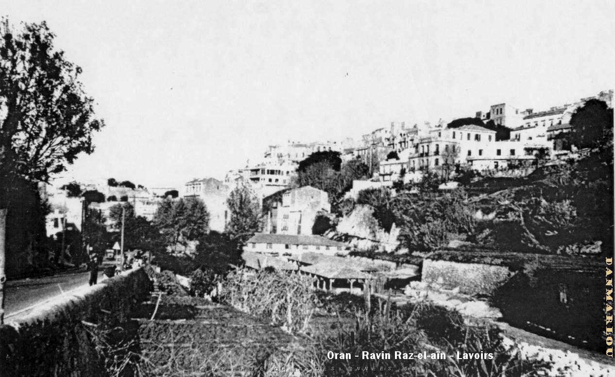 MH e- 021- Place des quinconces .jpg